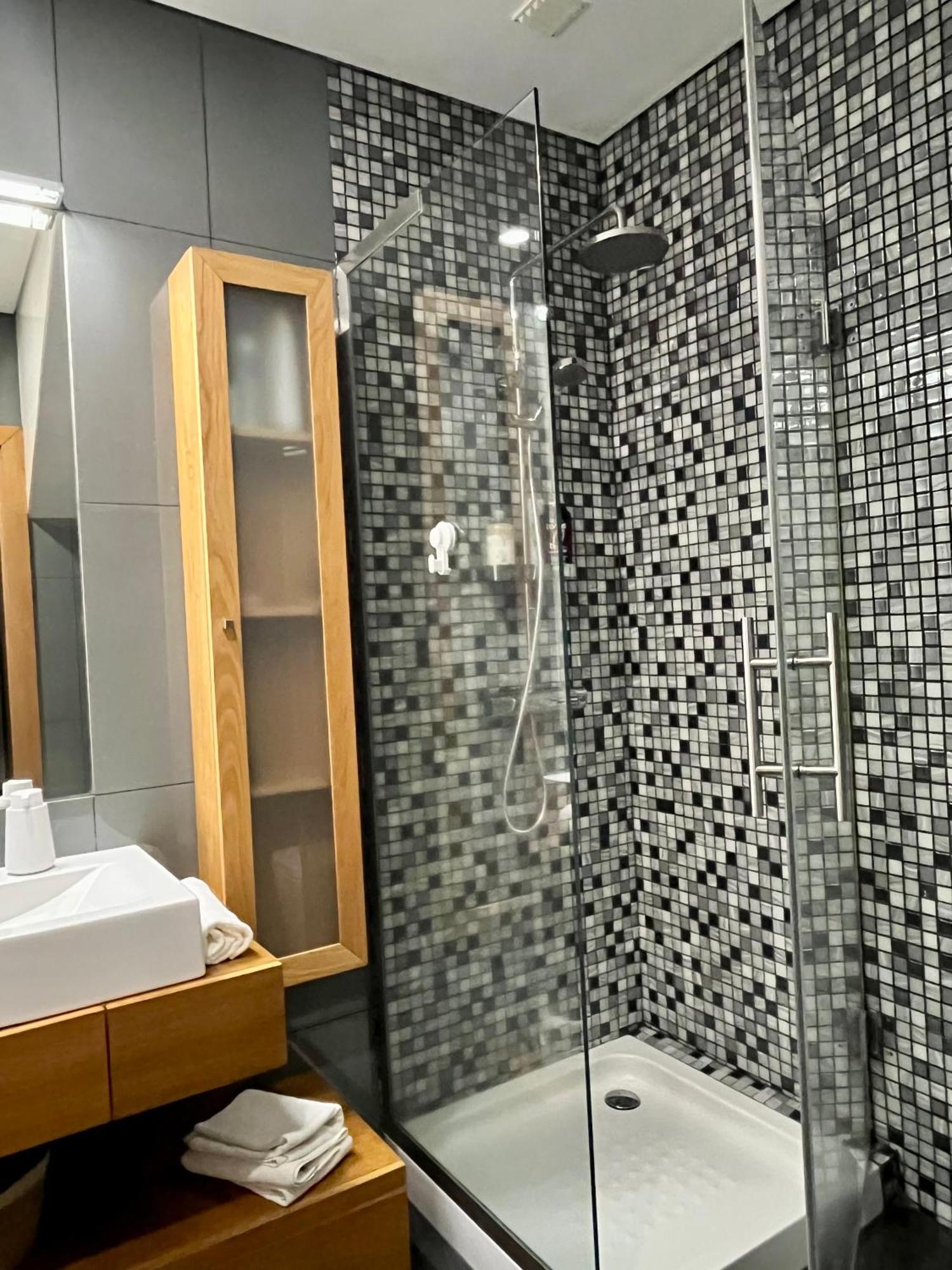 Crystal House Apartment Angra do Heroismo Exterior photo
